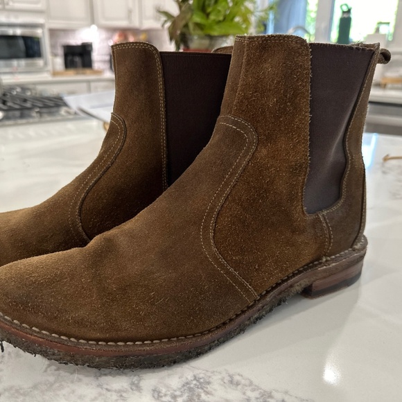Frye Men’s Tobacco Snuff Suede Crepe Sole Gore Slip On Boot 10D - Picture 1 of 7